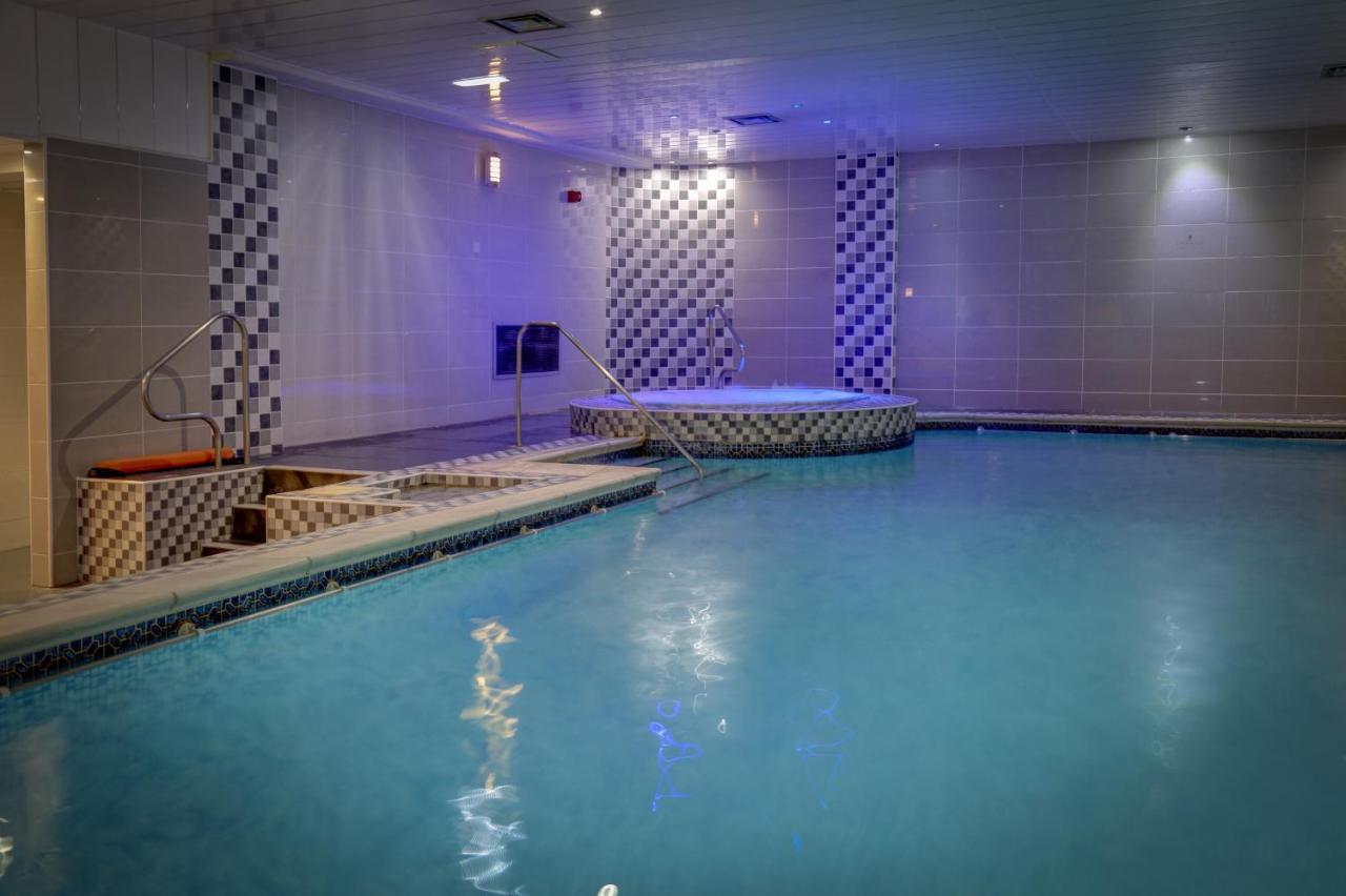 Burnley North Oaks Hotel And Leisure Club Exterior foto