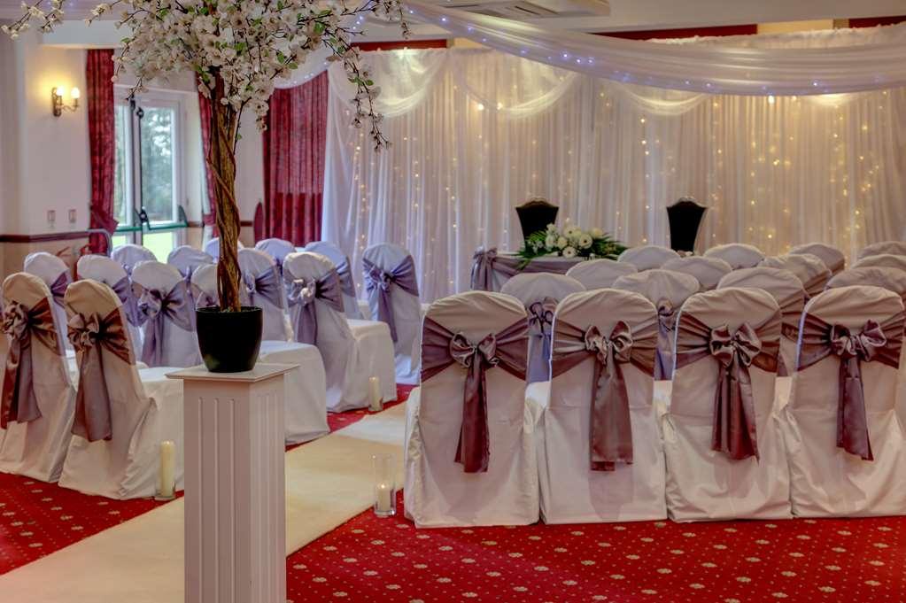 Burnley North Oaks Hotel And Leisure Club Servicios foto