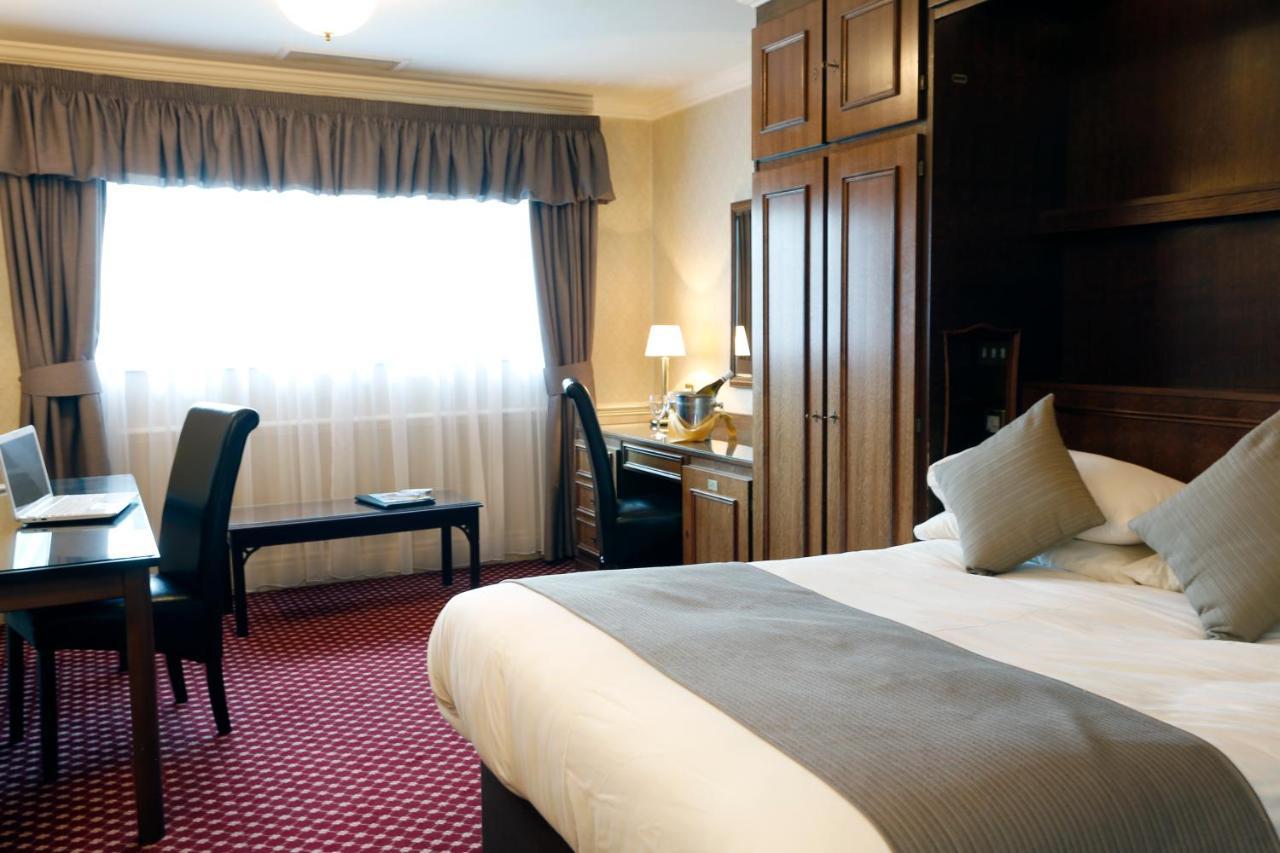 Burnley North Oaks Hotel And Leisure Club Habitación foto